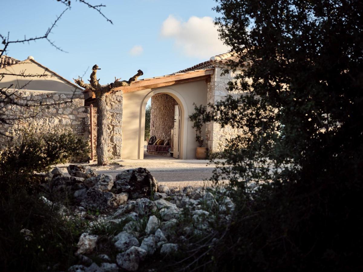 Alkis Farm And Residence Yírion Exterior foto